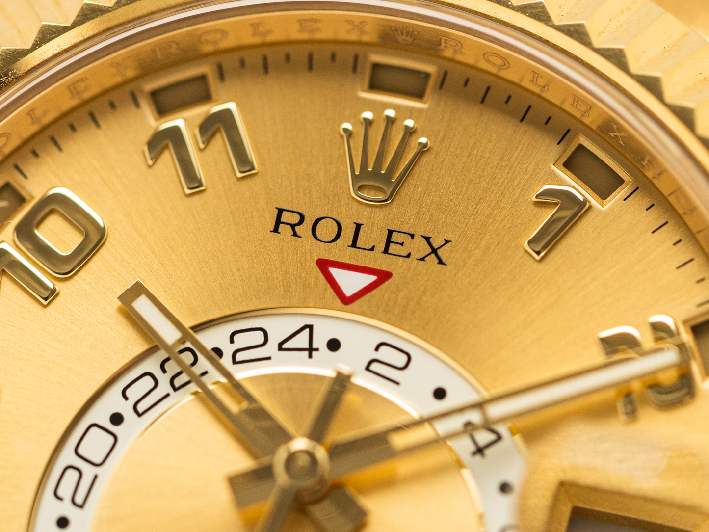 Rolex Sky-Dweller ROLEX SKY-DWELLER Ref-326938 18k Yellow Gold Box Papers Bj-2016